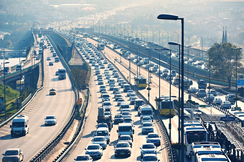 Busy Indian highway